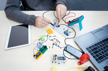 Possibilidades de Expansão: Módulos externos para LoRa, Zigbee, Sigfox, NB-IoT